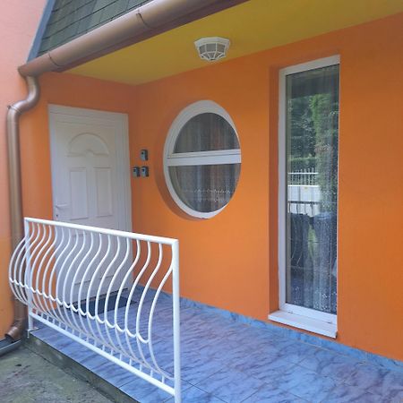 Apartamento Berkenye Apartman Zalakaros Exterior foto